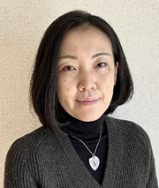 中島　たい子 氏