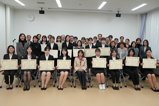 令和6年度学生表彰式を開催しました